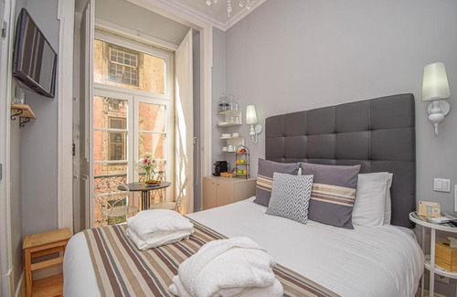 Santa Maria Maior Bed & Breakfast | B in B Lisbon Downtown Suites