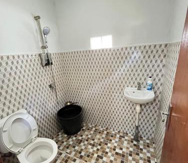 Kuta House | B-local guest house room 2