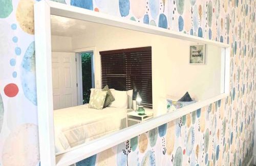 Edgewater Apartment | B04 7 minutes from the beach Midtown Miami