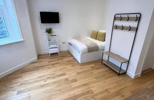 Bournemouth City Centre Apartment | B1, The Kové