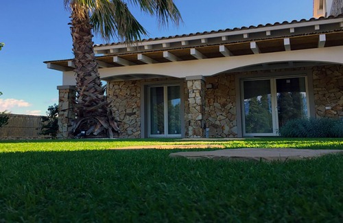 Porto Pino Villa | B1 Villa in Residence with Pool