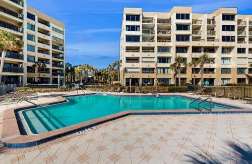 Amelia City Apartment | B147 Amelia Surf and Racquet