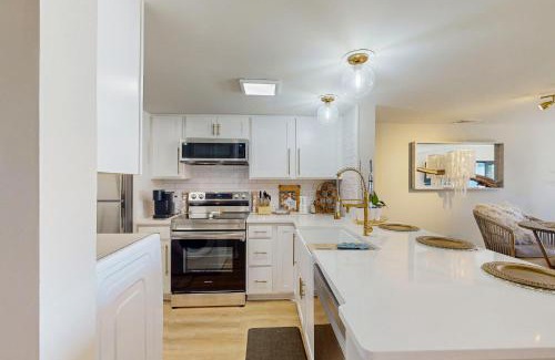 Amelia City Apartment | B147 Amelia Surf and Racquet