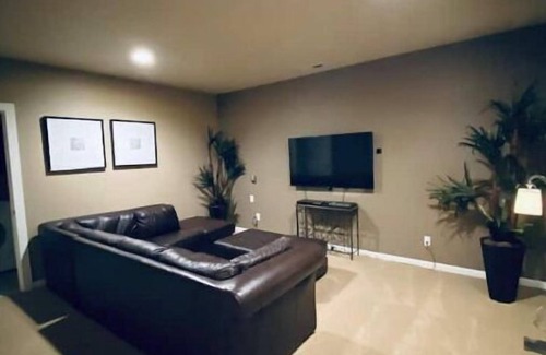 Quincy House | B16- 3 Golf Greens/River View Sunserra