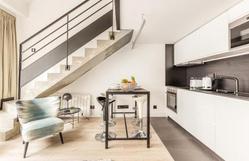 15th Arrondissement Apartment | B2 Loft Duplex 175Blo-Paris Convention
