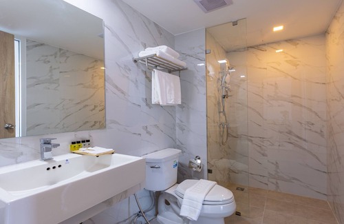 Rayong Hotel | B2 Rayong Boutique and Budget Hotel