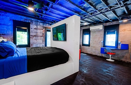 Sparta Bed & Breakfast | b3 Room3: Illusion King Suite