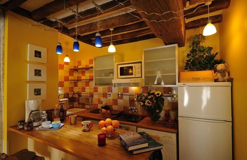 3rd Arrondissement Apartment | B3DF Madison