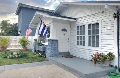 Little Havana House | B4 Best Value on Private Bedroom with Private Bathroom in Little Havana, Miami