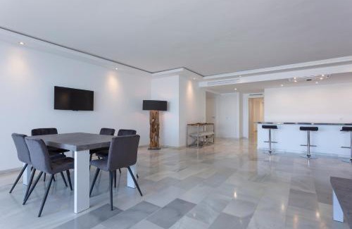 Puerto Banus Apartment | B51 Executive Flats Marbella