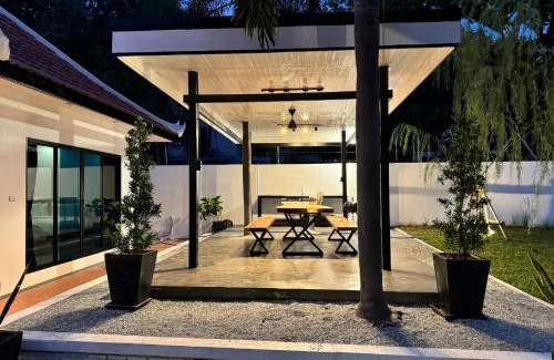 Jomtien Villa | B52 Pool Villa Pattaya