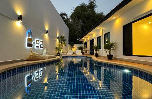 Jomtien Villa | B52 Pool Villa Pattaya