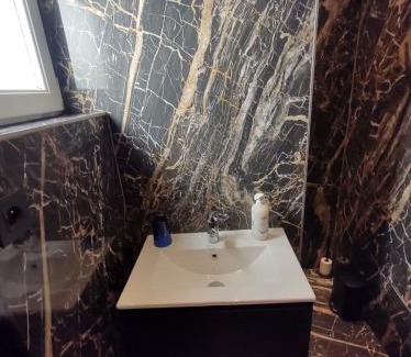 Quartier Midi-Lemonnier - Zuid-Lemonnierwijk Apartment | B96 central suite