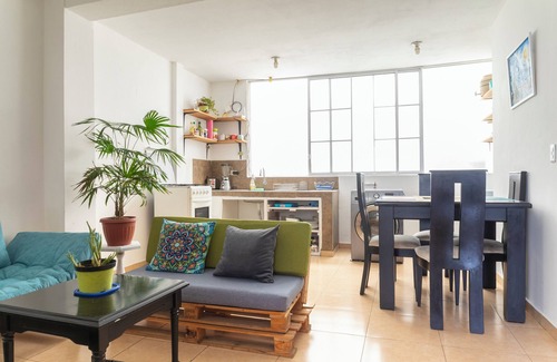 Banos de Agua Santa Apartment | Baños Downtown Comfy apartment - work area & laundry