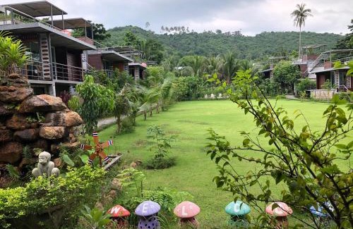 Plai Laem Resort | Baan Boom Boxes Eco Friendly Resort