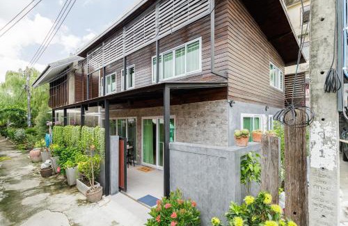 Thon Buri Bed & Breakfast | Baan Boon