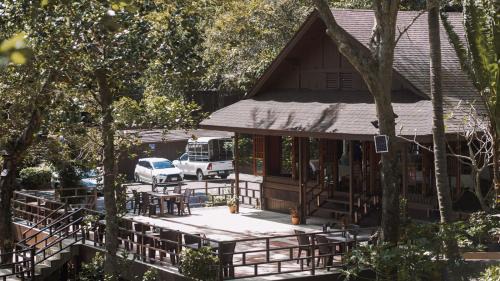 Karon Hotel | Baan Krating Phuket Resort Sale by Dayuu