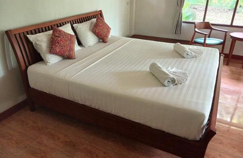 Ko Lanta Cabin | Baan Long Beach