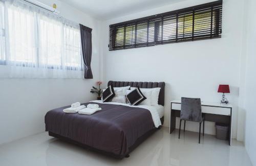 Huai Yai House | Baan Nern Khao Resort Pattaya