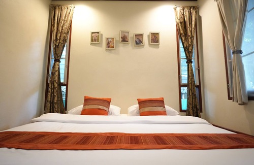 Khlong Khut Hotel | Baan Pun Sook