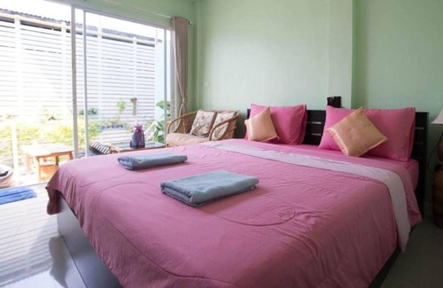 Haad Ta Waen House | Baan Sai Thong
