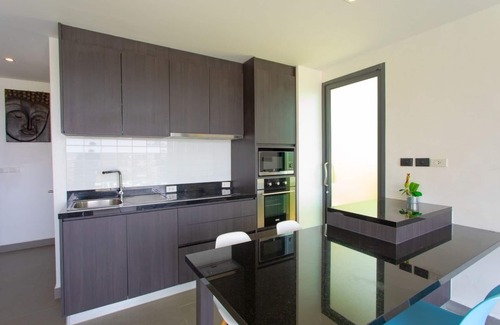 Karon Villa | Baan Saint Tropez Villas Kata Beach
