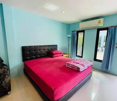 Kabin Buri Hotel | Baan Sri Family