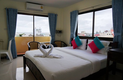 Hua Hin Hotel | Baan Taweesuk