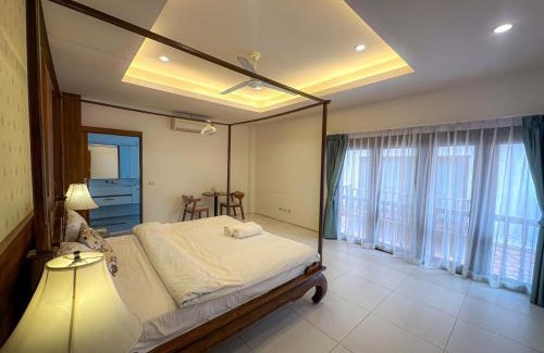 Na Kluea House | Baan thai pool villa pattaya