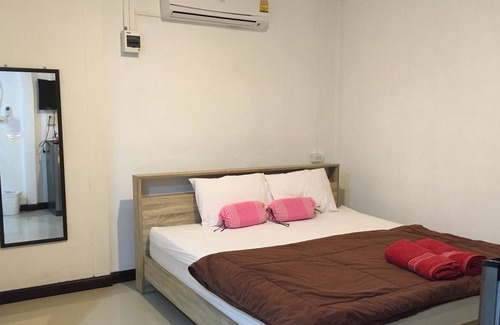 Ban Dung Hotel | Baan Wareeya