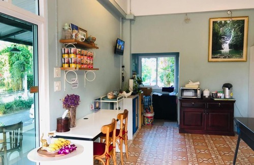 Chanthaburi Hotel | Baanlugchange Hotel