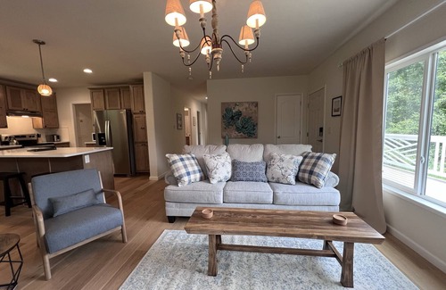 Brookings House | Babbling Waters Tranquility