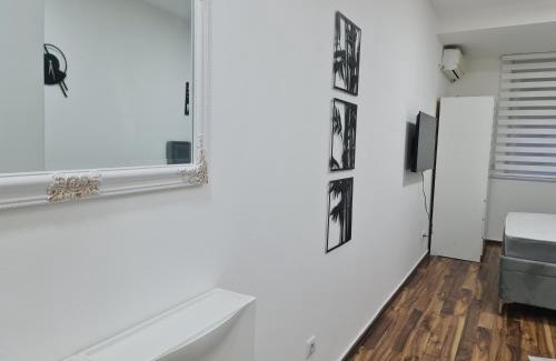 Jagodina Apartment | Babuska studio