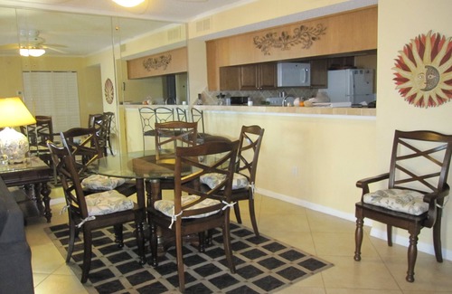 Indian Shores Condo | Baby Friendly Luxury 3 Bedroom, 2 Bathroom Condo With Walk-Out To Pool
