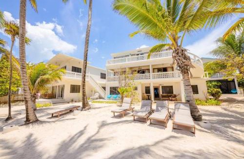 San Pedro Apartment | Babylon Beach Resort