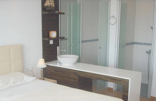 Side Apartment | Babylon Bliss 6 A 3 bed 3 bath duplex home with private pool