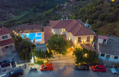 Archea Pissa Villa | Bacchus Villa