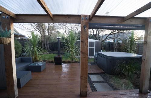 Martinborough House | Bach On Daniel
