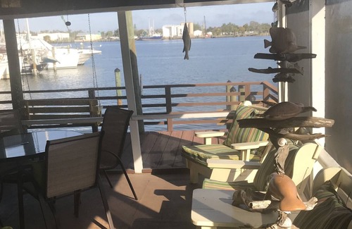 Fort Myers Beach House | Back Bay Island / Fish House