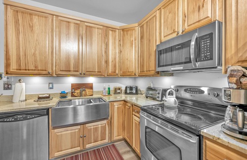 Star Valley Ranch Apartment | Back on VRBO! Cabin Apartment,nGrand Tetons, Yellowstone, Golf, Rafting,.