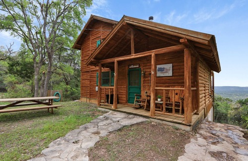 San Marcos Cabin | Backbone Vista Cabin I Hot tub I Views