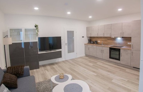 Varel Apartment | "backbord"- Moderne Ferienwohnung in Varel