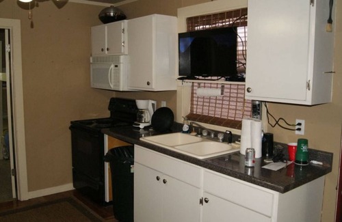 Venice Boat Rental | Backlash Houseboat for Rent in Venice