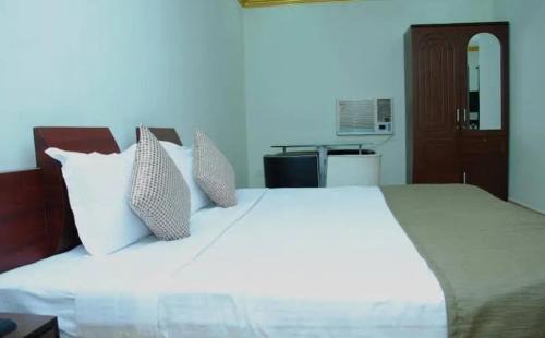 Khajuraho Resort | Backpackers Jungle Resort