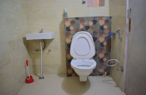 Pink City Hotel | BACKPACKERS VILLA