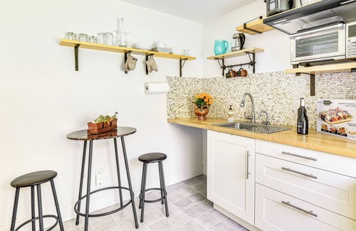 Beaverton Apartment | Backs to Wetlands: Tranquil Beaverton Retreat!