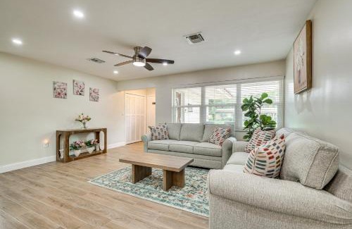 Lauderhill House | Backyard Oasis Fort Lauderdale Home Near Beach
