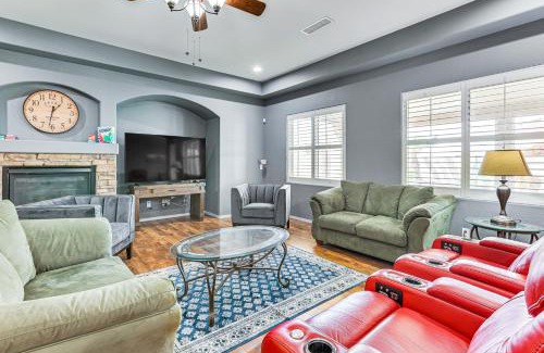 Laveen Village House | Backyard Oasis with Fire Pit Laveen Village Retreat