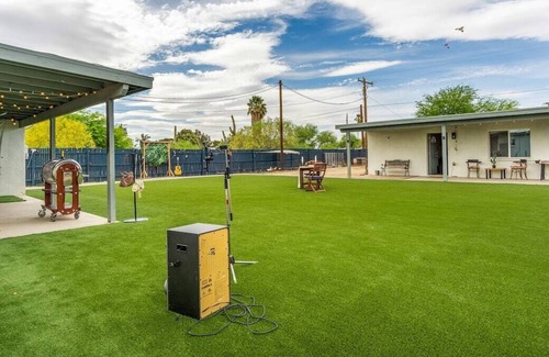 Marana Apartment | Backyard Venue