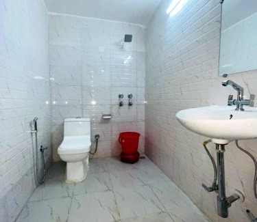 Safdarjung Enclave House | Badal Inn First choice